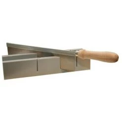 PEREL BOITE A ONGLETS - AVEC SCIE - 245 X 40 X 35 Mm HEB250065 RI7448