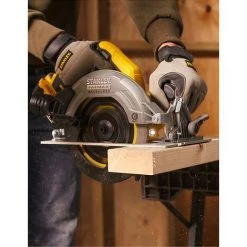 STANLEY FATMAX V20 Scie Circulaire STANLEY FatMax SFMCS550B (Machine Seule) -Outlet Scie à main et lames de scie Store 56345613 3